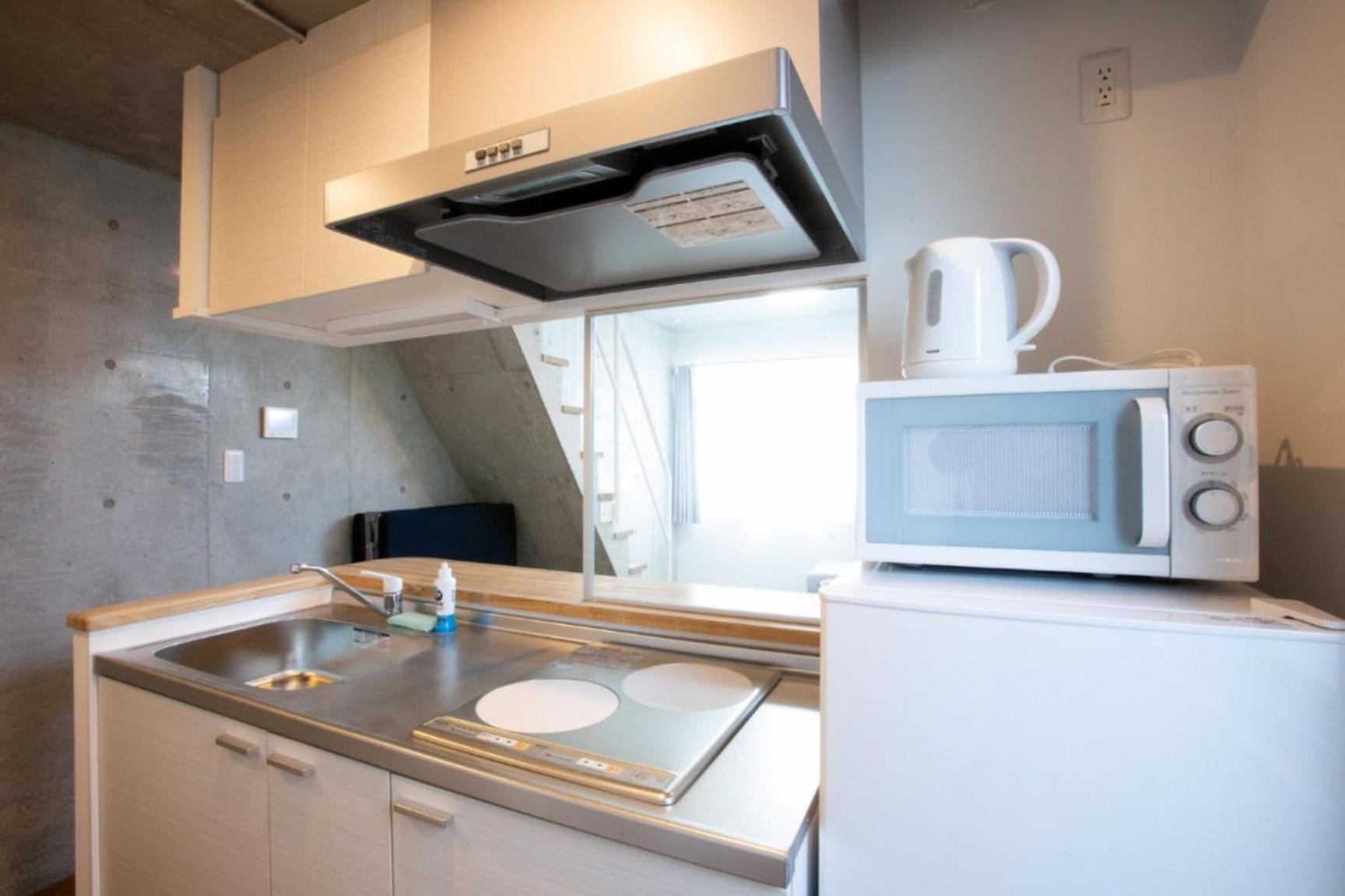 Laffitte Hirai Condominium Hotel Tokyo Room photo